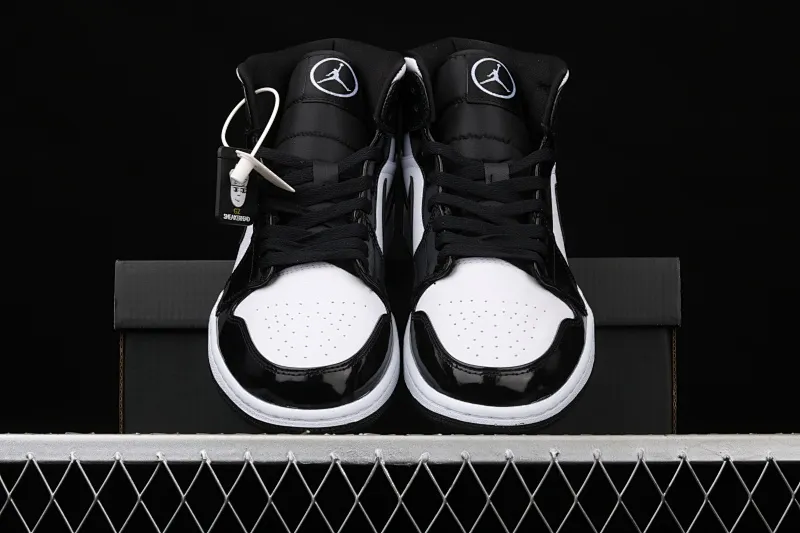 All Categories Air Jordan Jordan Series Basketball Shoes Air Jordan 1 Mid Air Jordan 1 Mid "All-Star" AJ1 Joe 1 China All-Star Black and White Patent Leather Mid-top Versatile Casual Sports Shoes DD1649-001